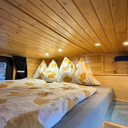 Tiny House Naehe Millstaettersee Mit Hot Tub Oberkolbnitz